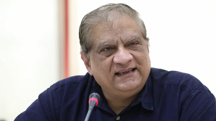 ‘বাংলাদেশের মতো কম দামে ওষুধ আর কোথাও নেই’